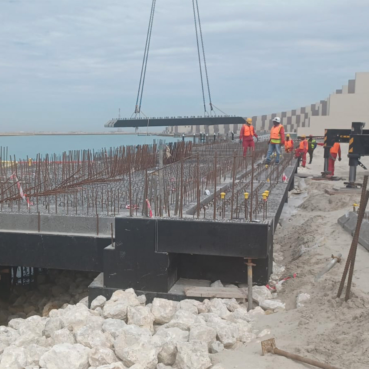 Al Naseem Cantilevered Sundeck 1
